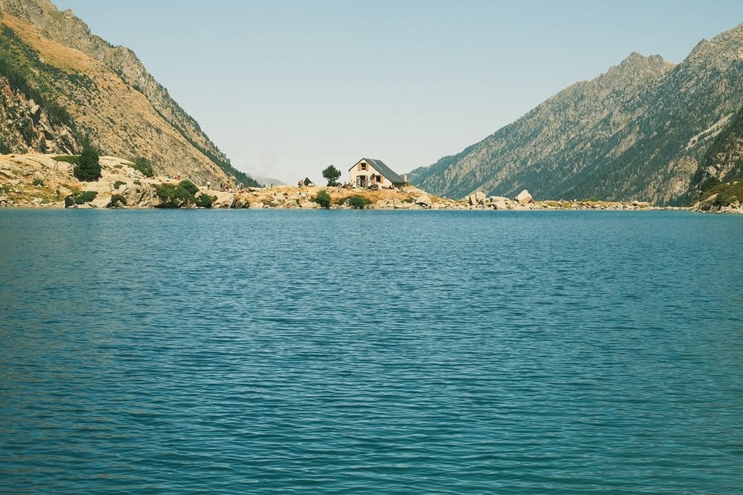 Lac et refuge d'Estom
