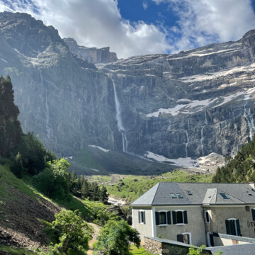 Cascade depuis l'hôtel du Cirque