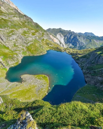 Photo by Rando & lacs & Voyage in Lac d'Isabe with @super_france, @explorefrance, @bergzeit, @lamont...